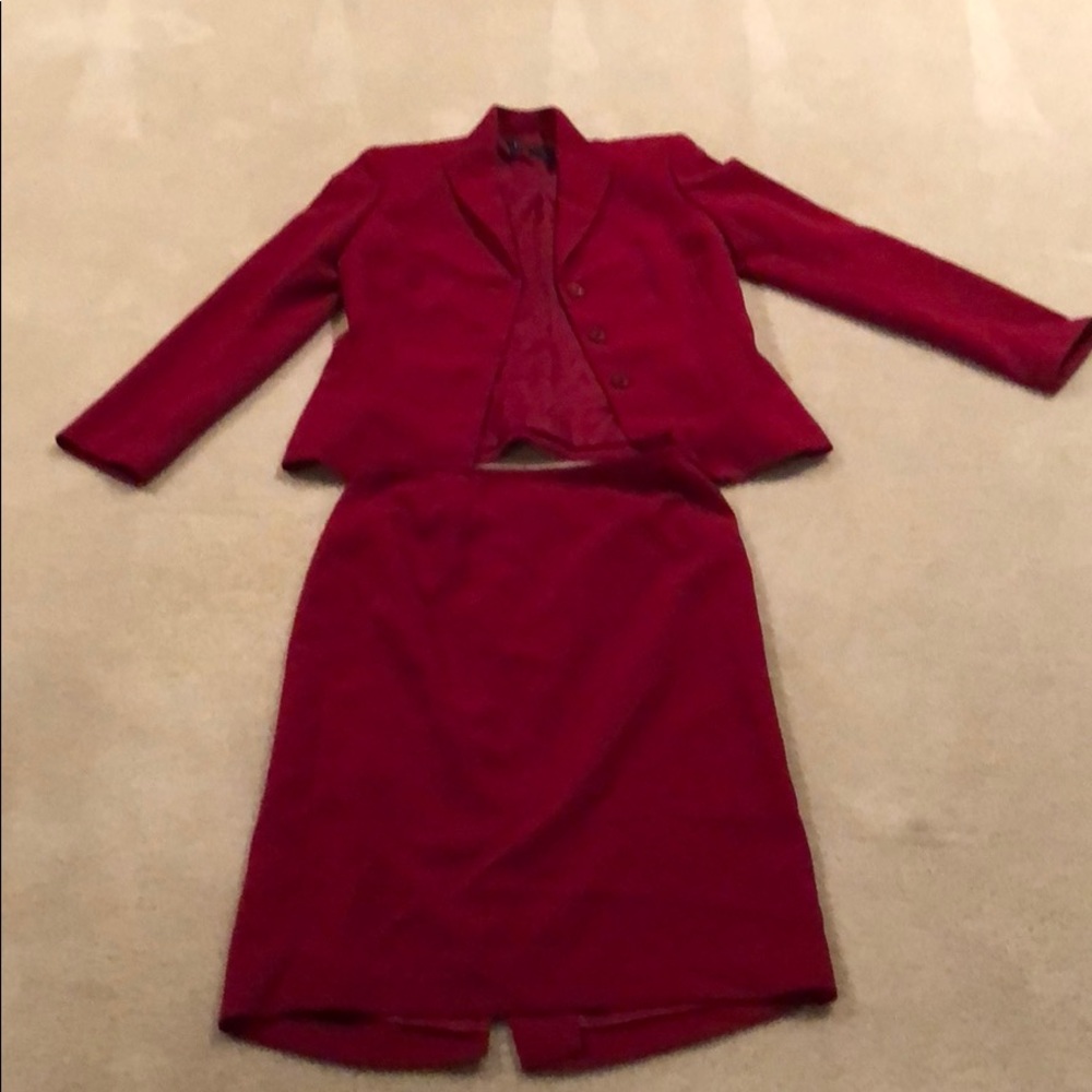Evan Picone Suit